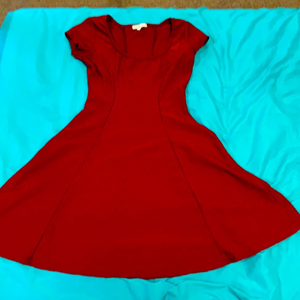 women’s small red dress